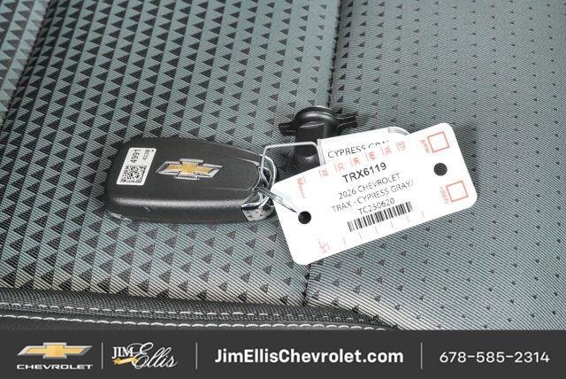 New 2026 Chevrolet Trax LT w/ Sunroof Package FWD image 34