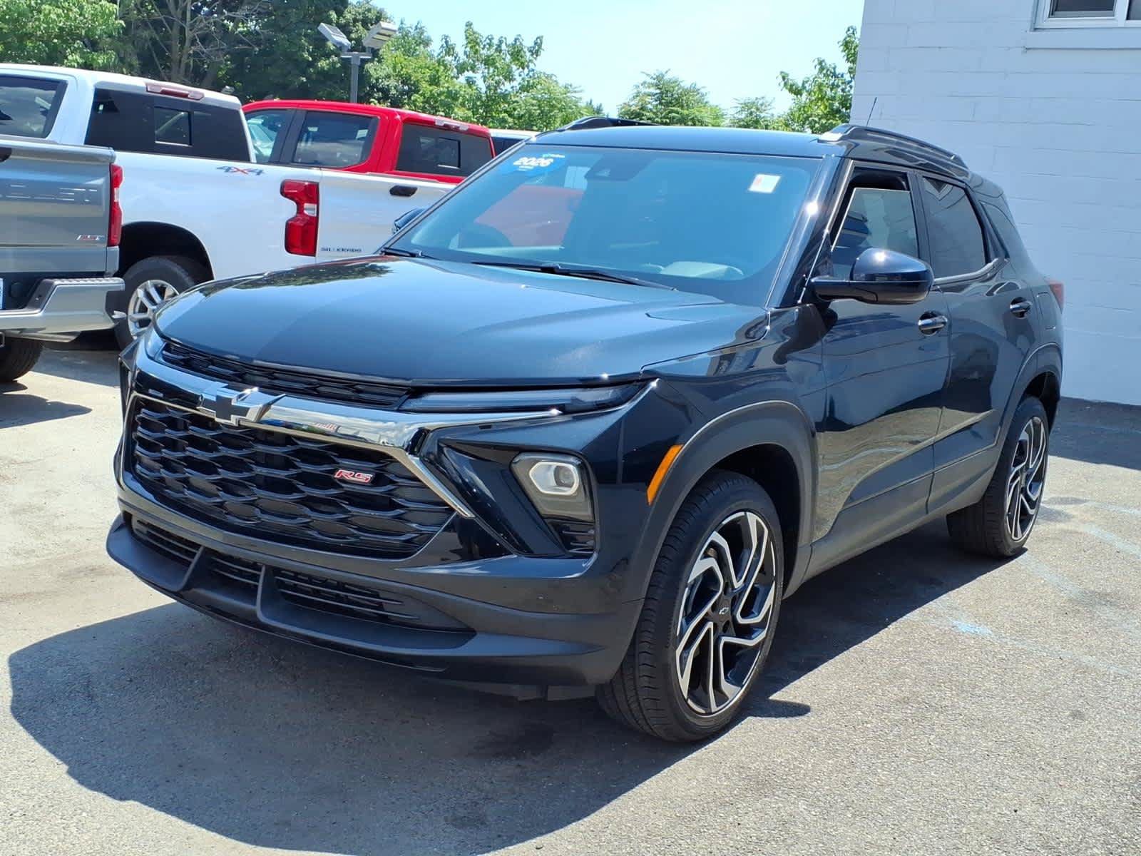 Used 2026 Chevrolet TrailBlazer RS w/ Convenience Package AWD/4WD image 3