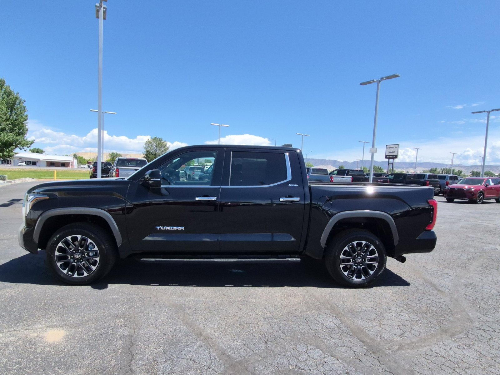 New 2026 Toyota Tundra Limited AWD/4WD image 8