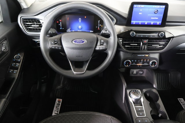 Used 2025 Ford Escape Active FWD image 17