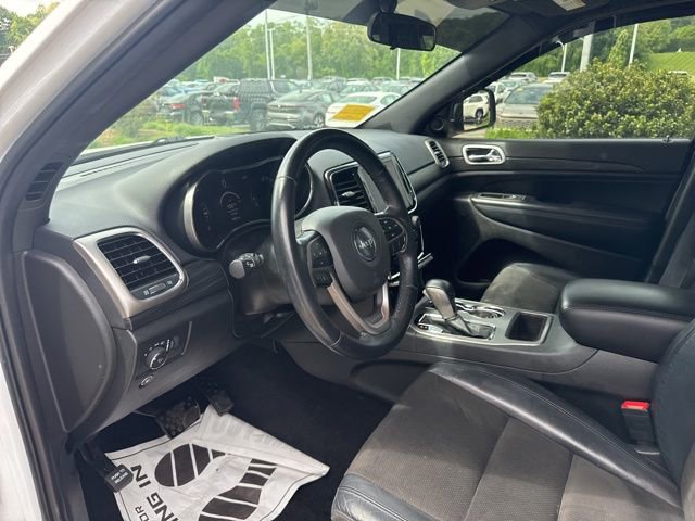 Used 2021 Jeep Grand Cherokee Laredo X AWD/4WD image 14