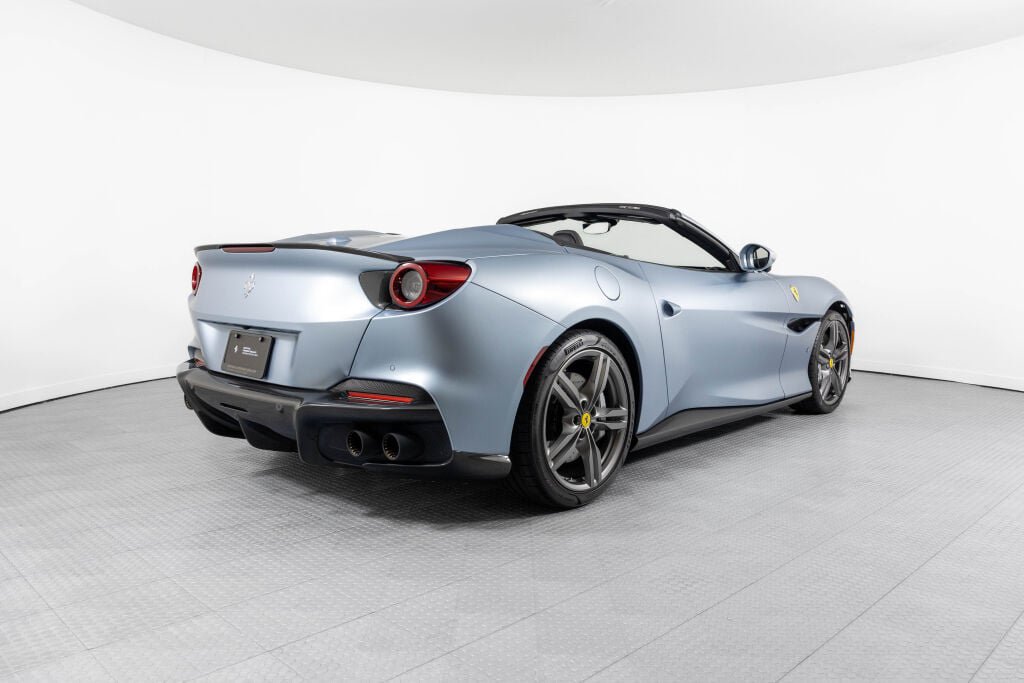 Certified 2023 Ferrari Portofino M RWD image 14