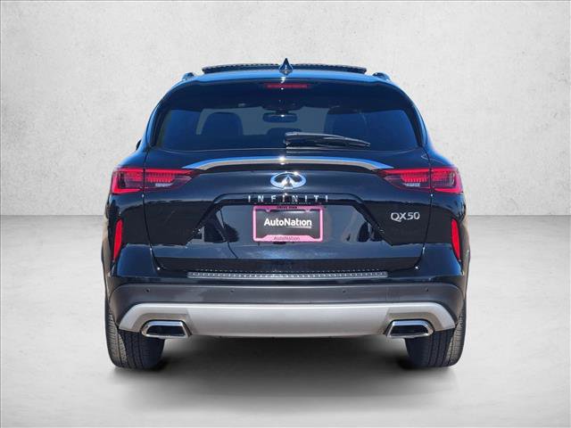 Used 2019 INFINITI QX50 Essential w/ Sensory Package FWD image 7