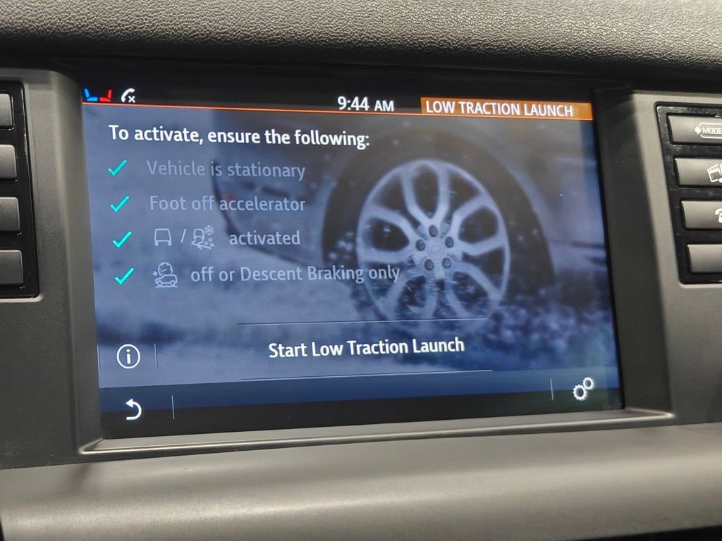 Used 2018 Land Rover Discovery Sport HSE Luxury image 45