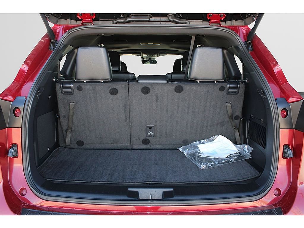 Used 2025 Toyota Highlander XSE image 25