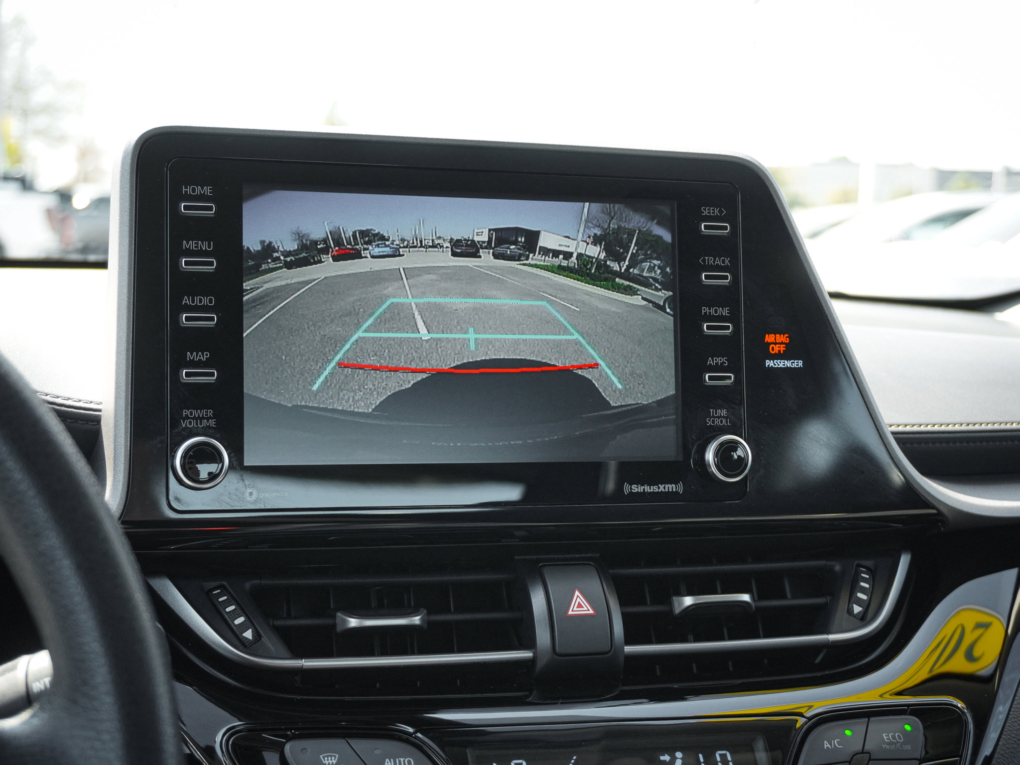 Used 2020 Toyota C-HR LE image 24