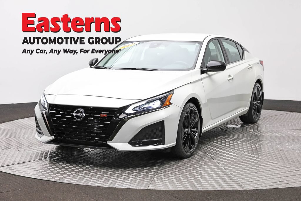 Used 2023 Nissan Altima 2.5 SR