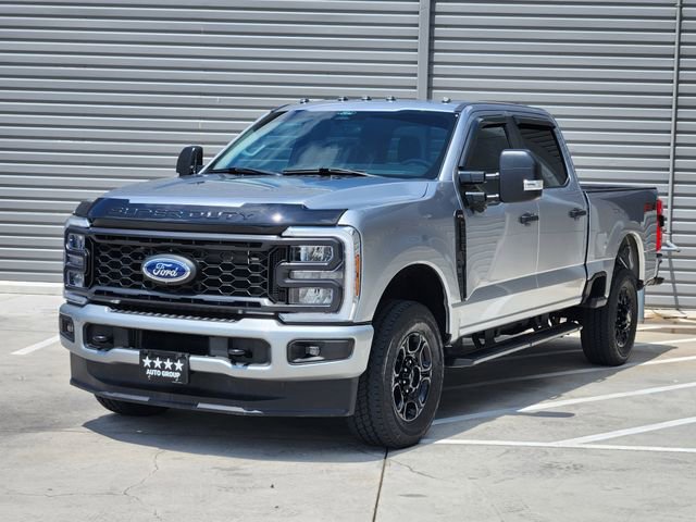 Used 2024 Ford F250 XL w/ STX Appearance Package AWD/4WD image 4