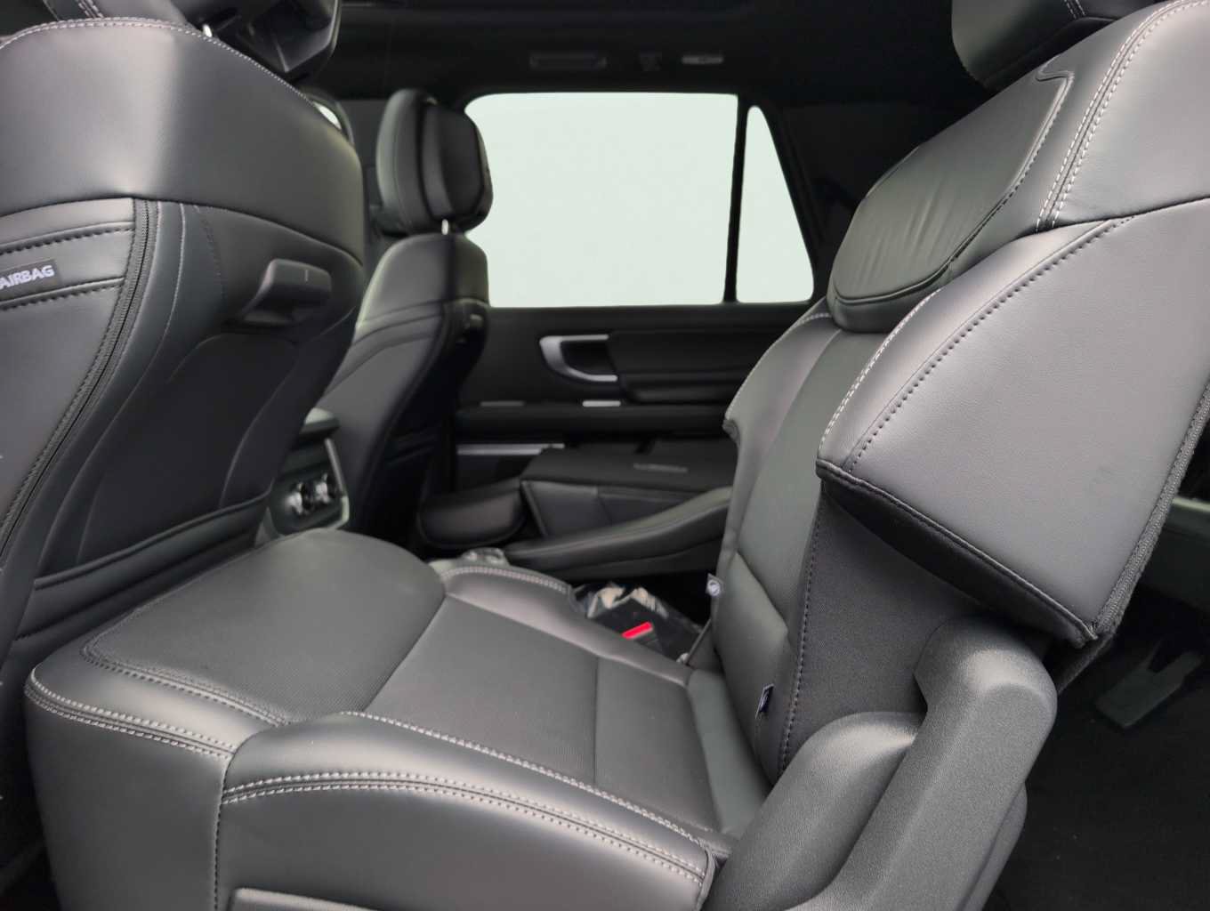 New 2026 Ford Expedition Platinum w/ Stealth Appearance Package AWD/4WD image 24