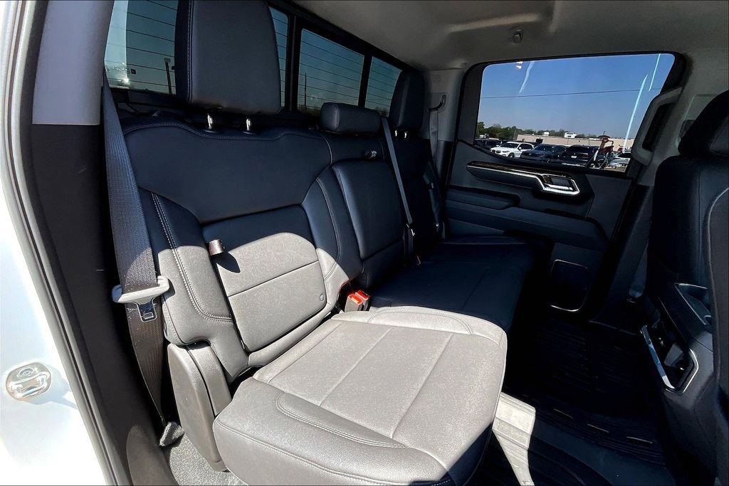 Used 2025 GMC Sierra 1500 Elevation w/ Elevation Premium Package image 36