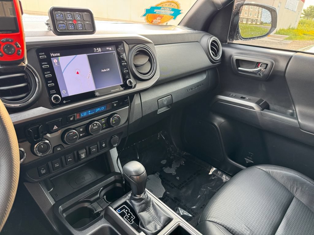 Certified 2020 Toyota Tacoma TRD Sport w/ TRD Premium Sport Package AWD/4WD image 29