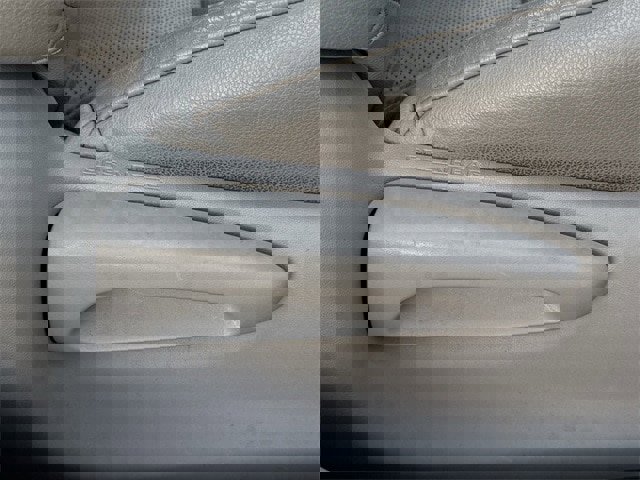 Used 2016 Toyota Camry LE image 26