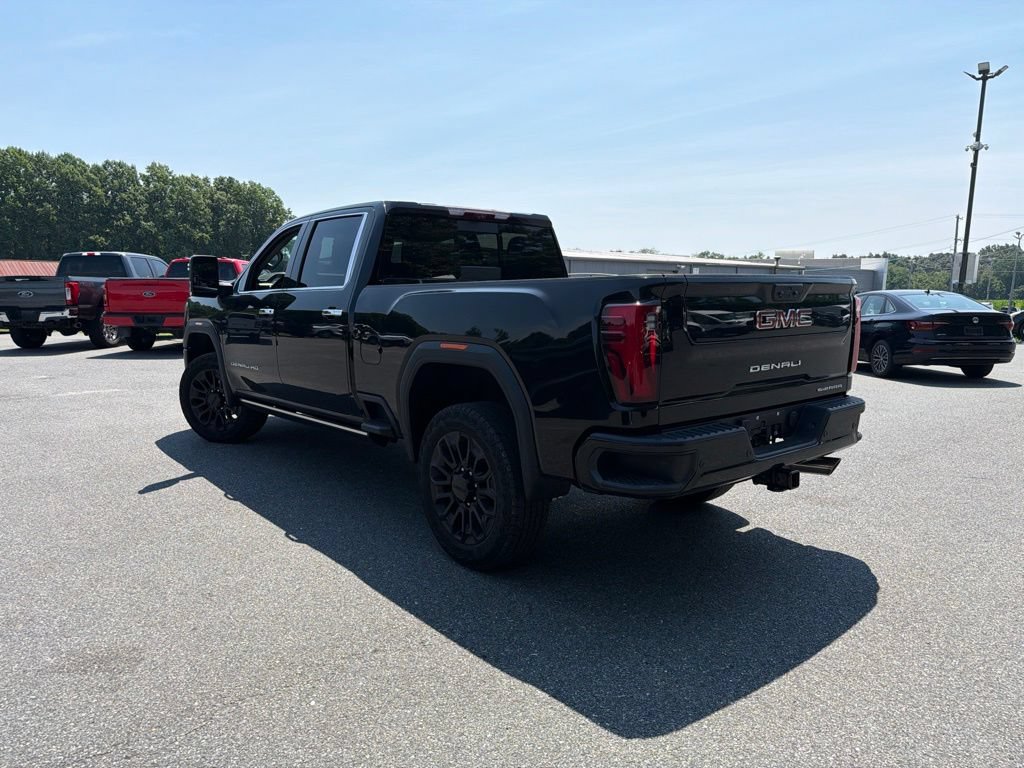 Used 2024 GMC Sierra 2500 Denali w/ Technology Package AWD/4WD image 7