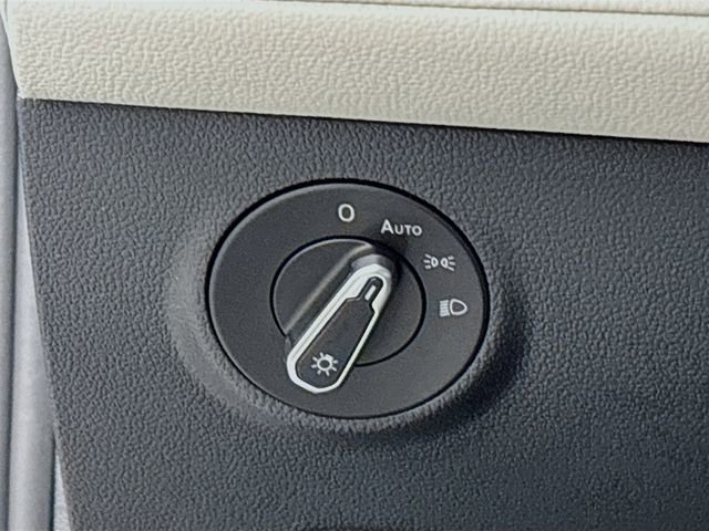 New 2026 Volkswagen Taos S image 10