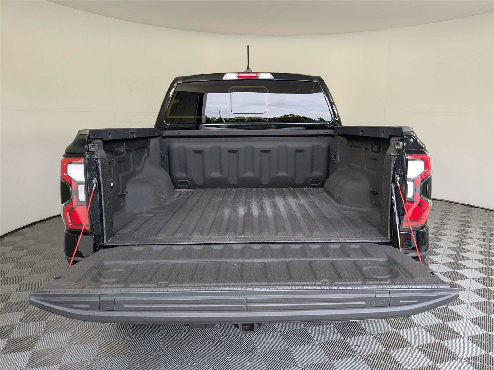 Used 2024 Ford Ranger Raptor AWD/4WD image 8