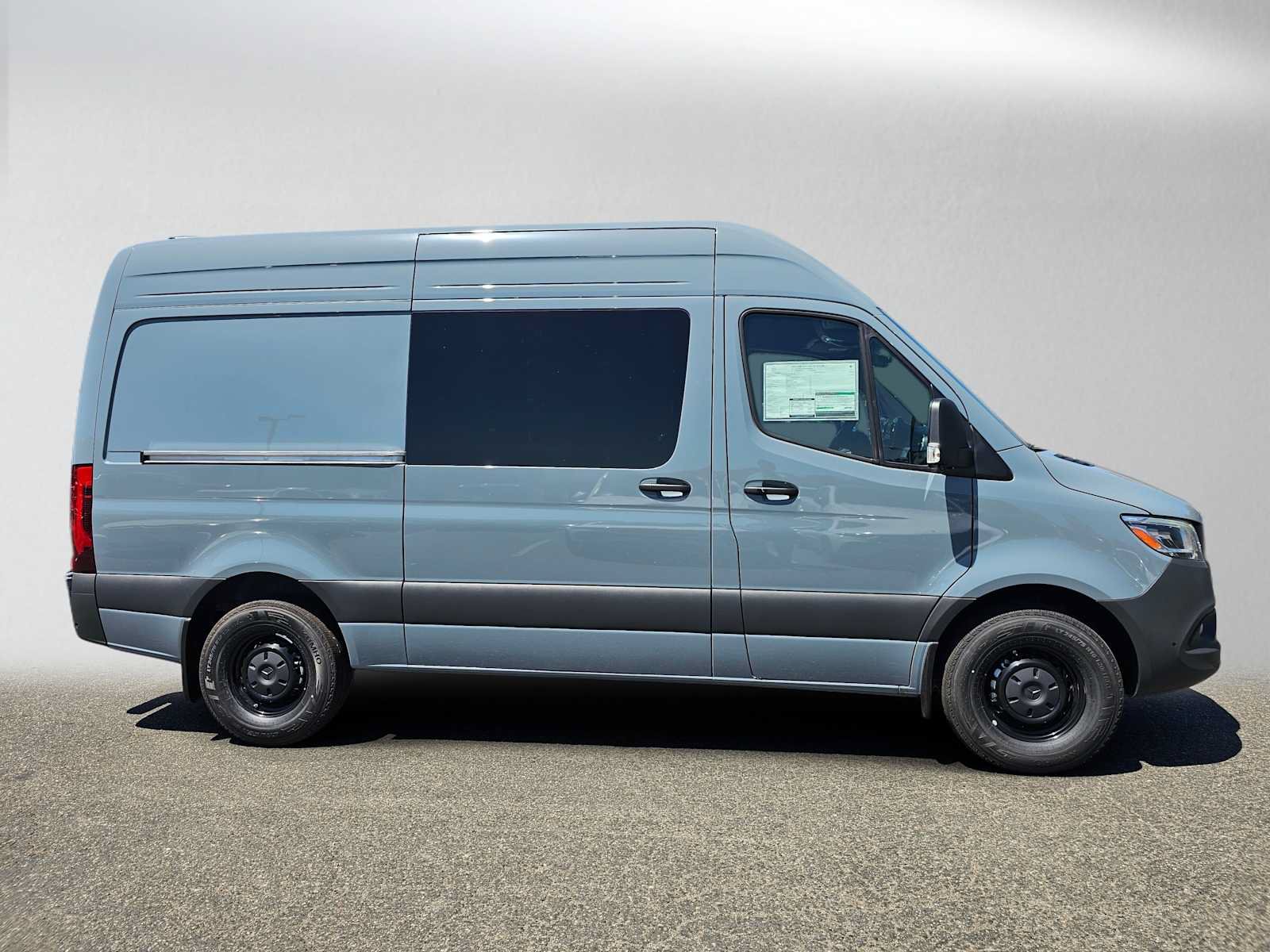 New 2026 Mercedes-Benz Sprinter 2500 image 2