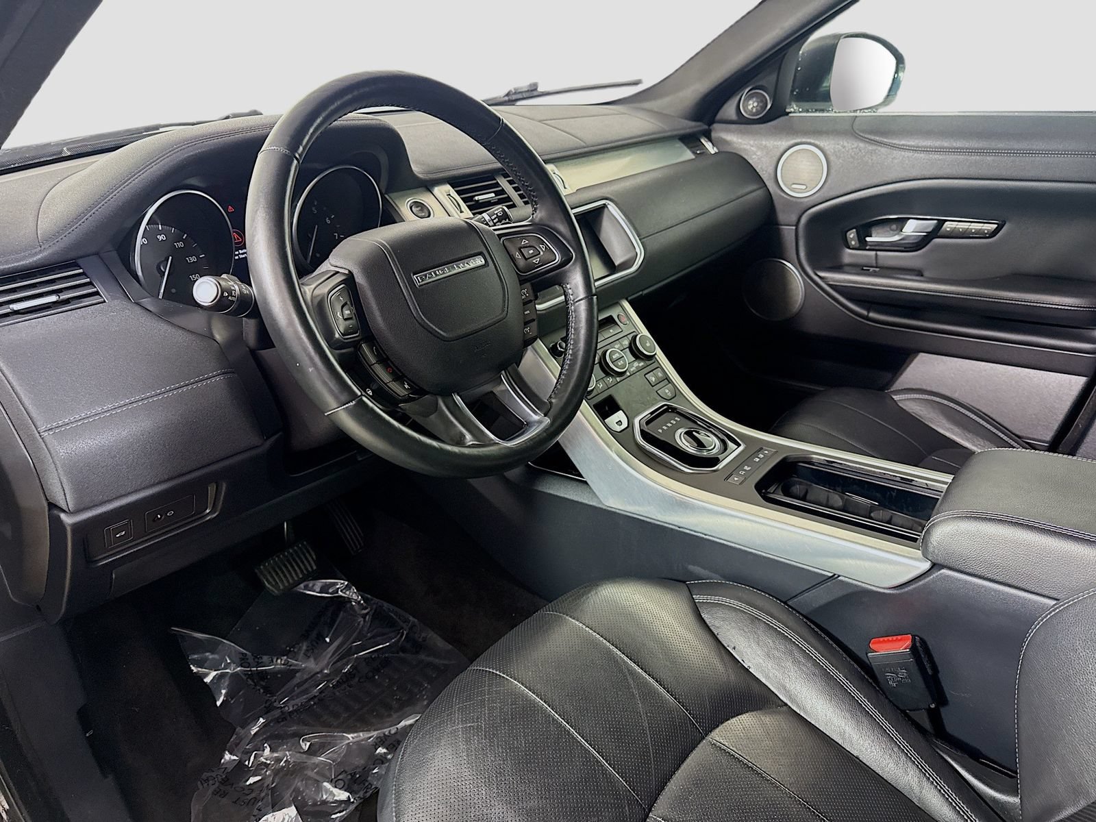 Used 2017 Land Rover Range Rover Evoque SE Premium AWD/4WD image 19
