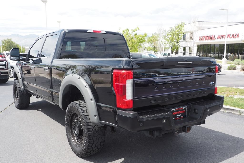 Used 2017 Ford F250 Platinum w/ FX4 Off-Road Package AWD/4WD image 4