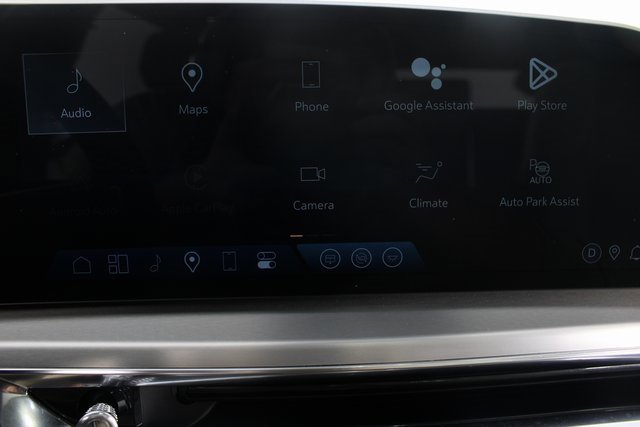 Used 2024 Cadillac Lyriq Sport image 5