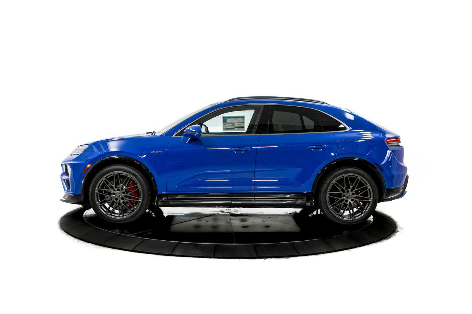 New 2026 Porsche Macan Turbo Electric AWD/4WD image 2
