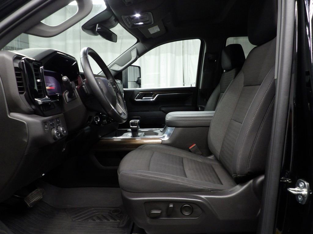 Used 2024 Chevrolet Silverado 1500 RST image 10