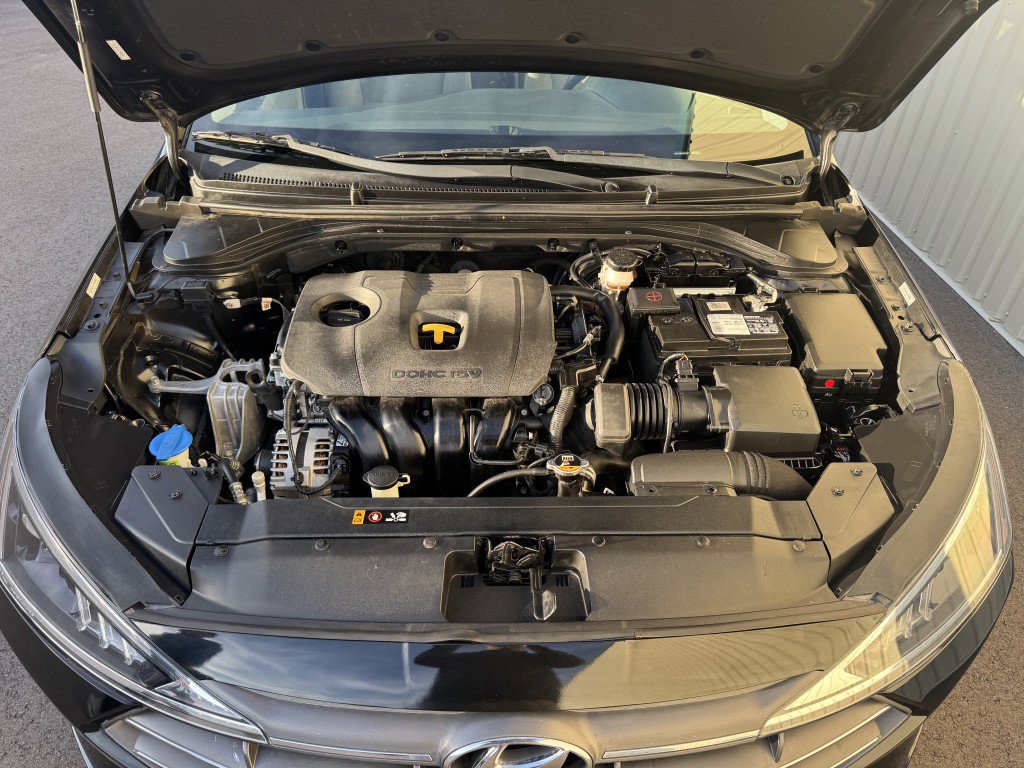 Used 2020 Hyundai Elantra Value Edition FWD image 8