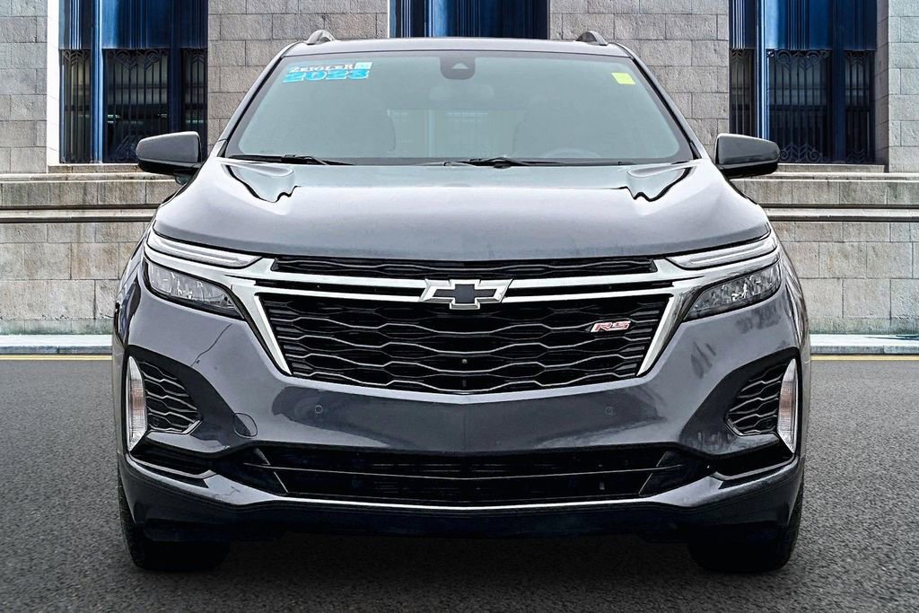 Used 2023 Chevrolet Equinox RS w/ RS Leather Package image 3