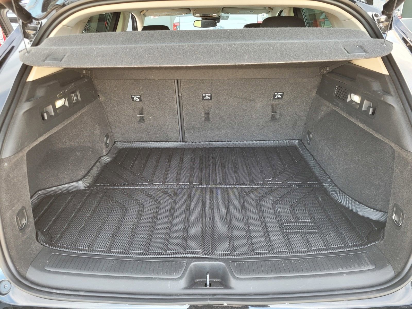 Used 2022 Buick Envision Avenir w/ Safety Package image 28