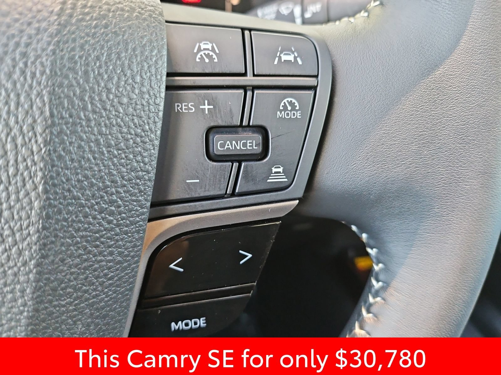 Used 2025 Toyota Camry SE w/ Convenience Package FWD image 29