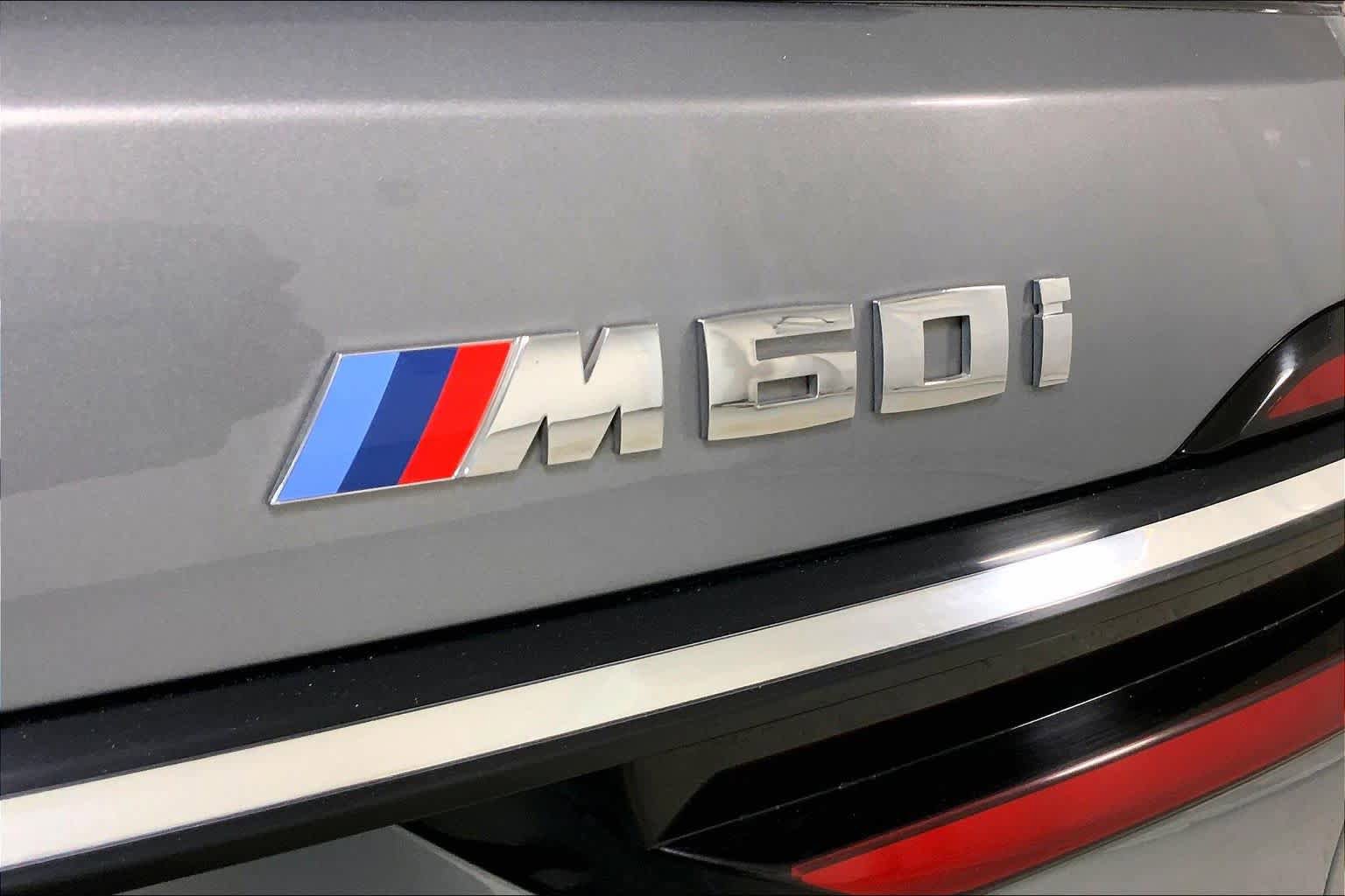 Used 2023 BMW X7 M60i w/ Executive Package AWD/4WD image 10