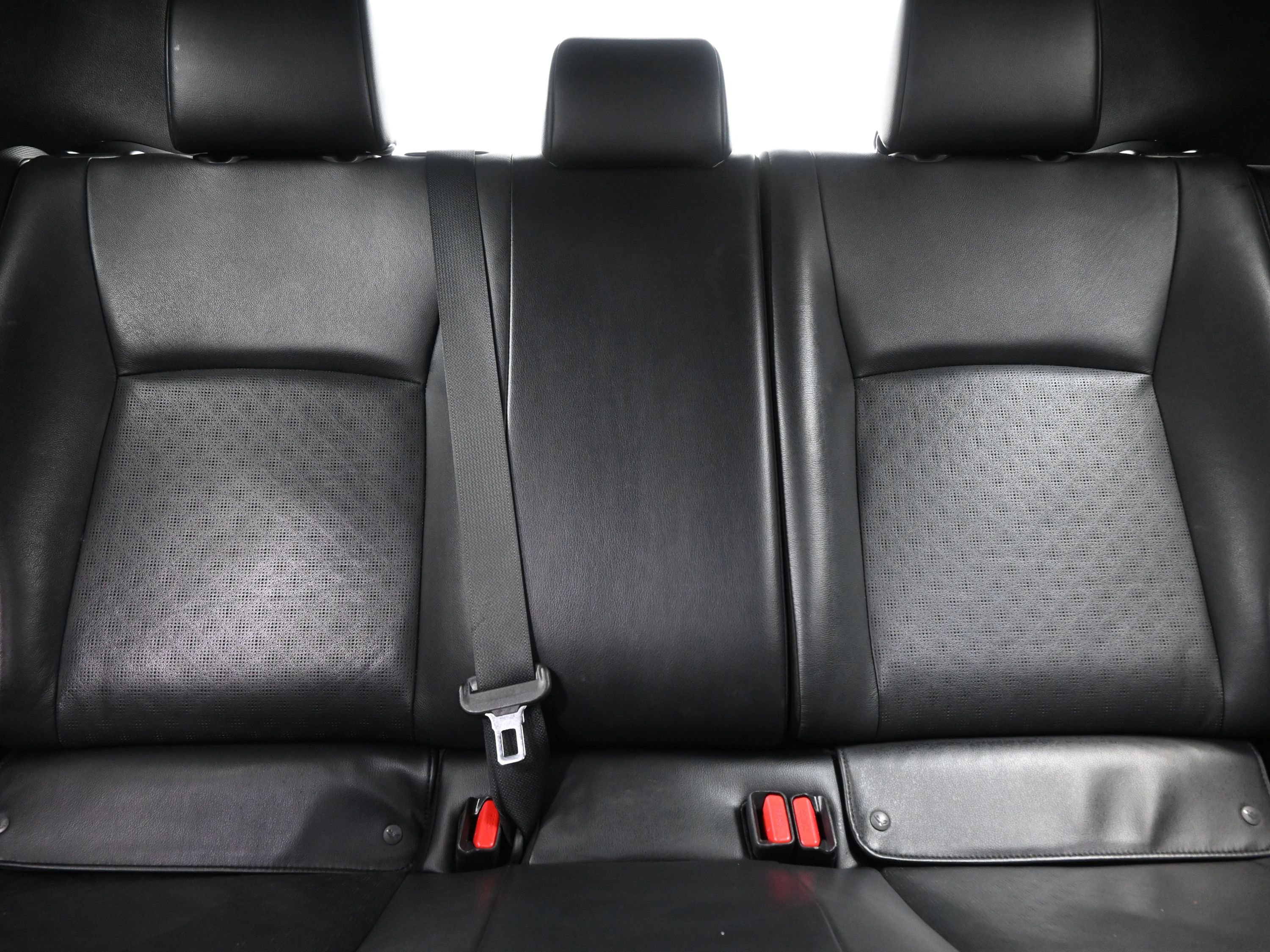 Used 2019 Toyota C-HR Limited image 16