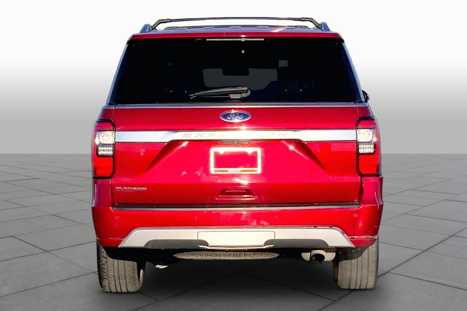 Used 2018 Ford Expedition Platinum RWD image 5