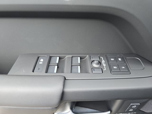 New 2026 Land Rover Defender 110 S AWD/4WD image 27