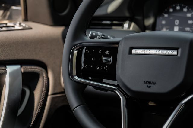 New 2026 Land Rover Discovery Sport Landmark AWD/4WD image 20