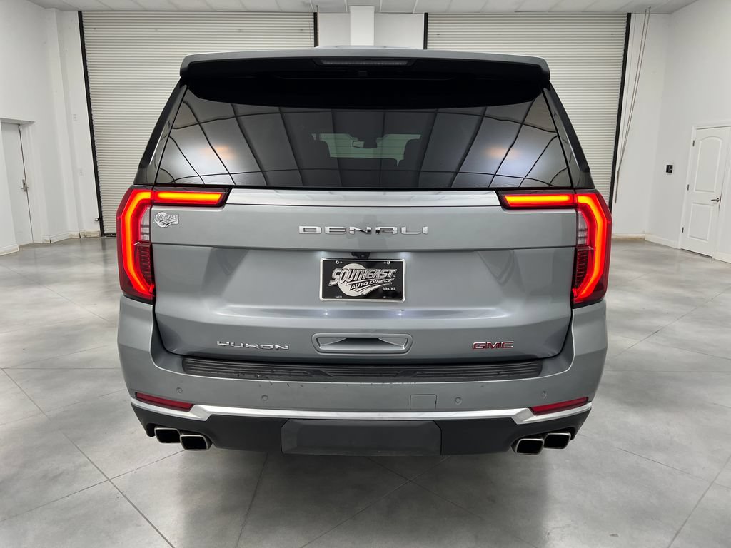 Used 2025 GMC Yukon XL Denali RWD image 8