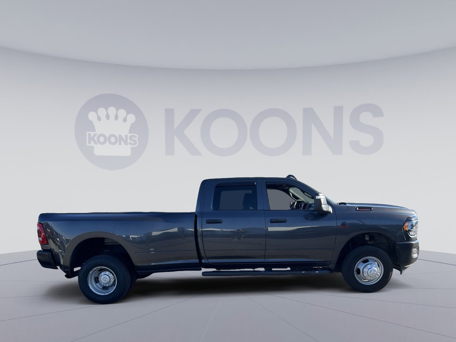 Used 2024 RAM 3500 Tradesman image 7