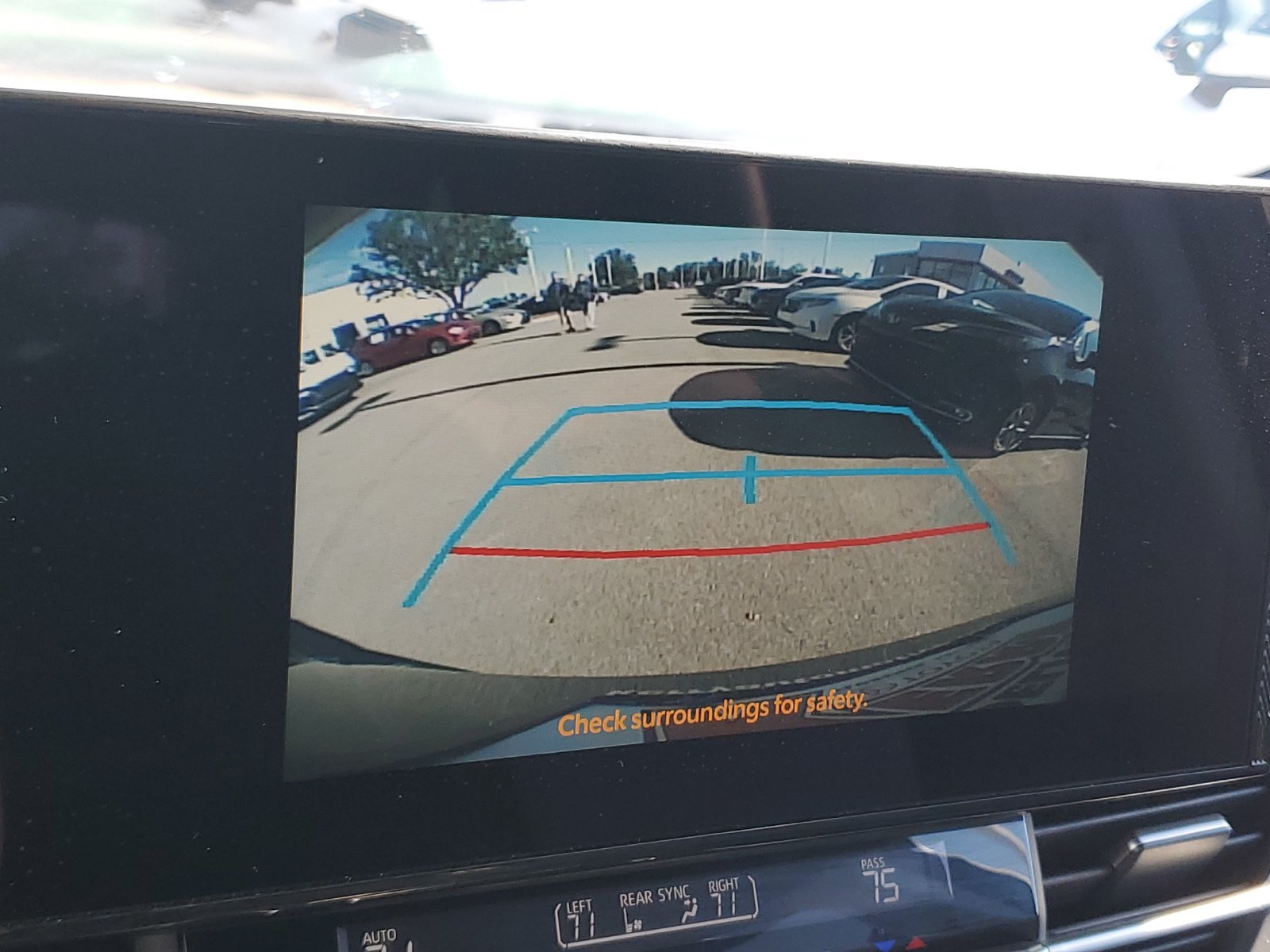Certified 2025 Toyota Sienna XSE w/ XSE Plus Package AWD/4WD image 27