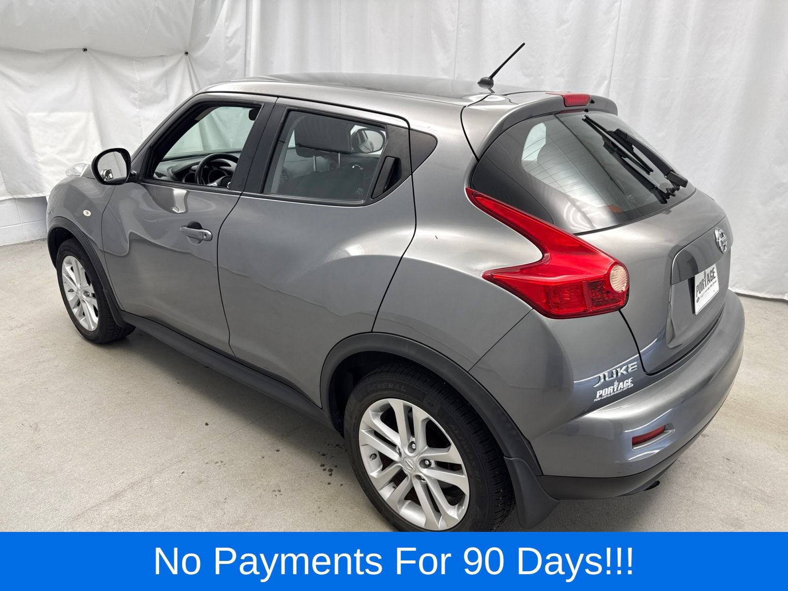 Used 2013 Nissan Juke S AWD/4WD image 4