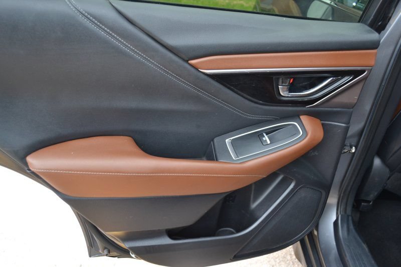 Used 2020 Subaru Outback Touring XT AWD/4WD image 32