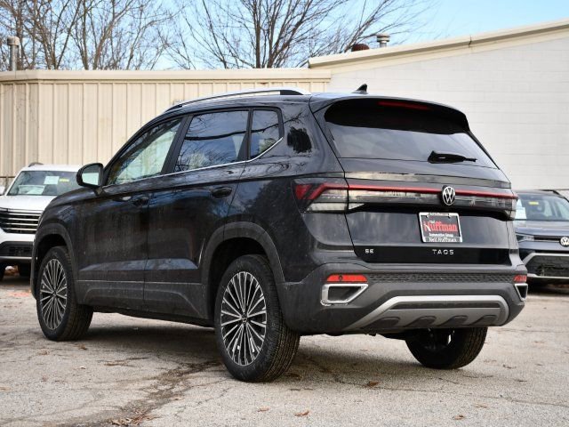 New 2026 Volkswagen Taos SE image 5