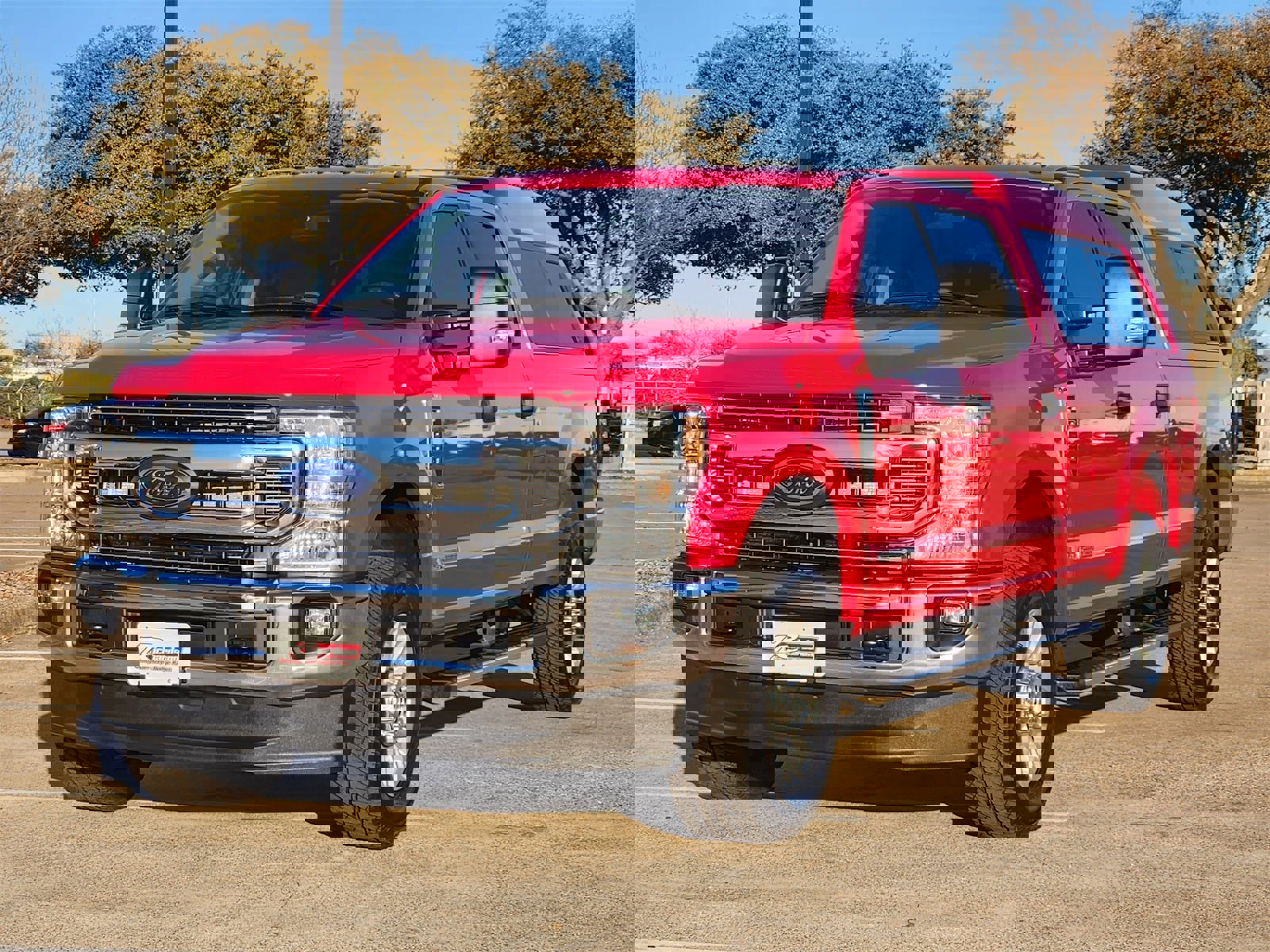 Used 2022 Ford F350 XLT w/ XLT Value Package image 2