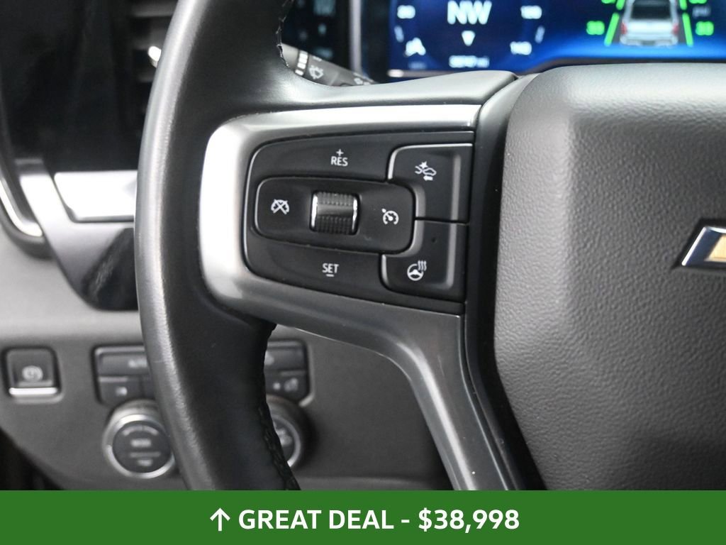 Used 2025 Chevrolet Silverado 1500 LT image 40
