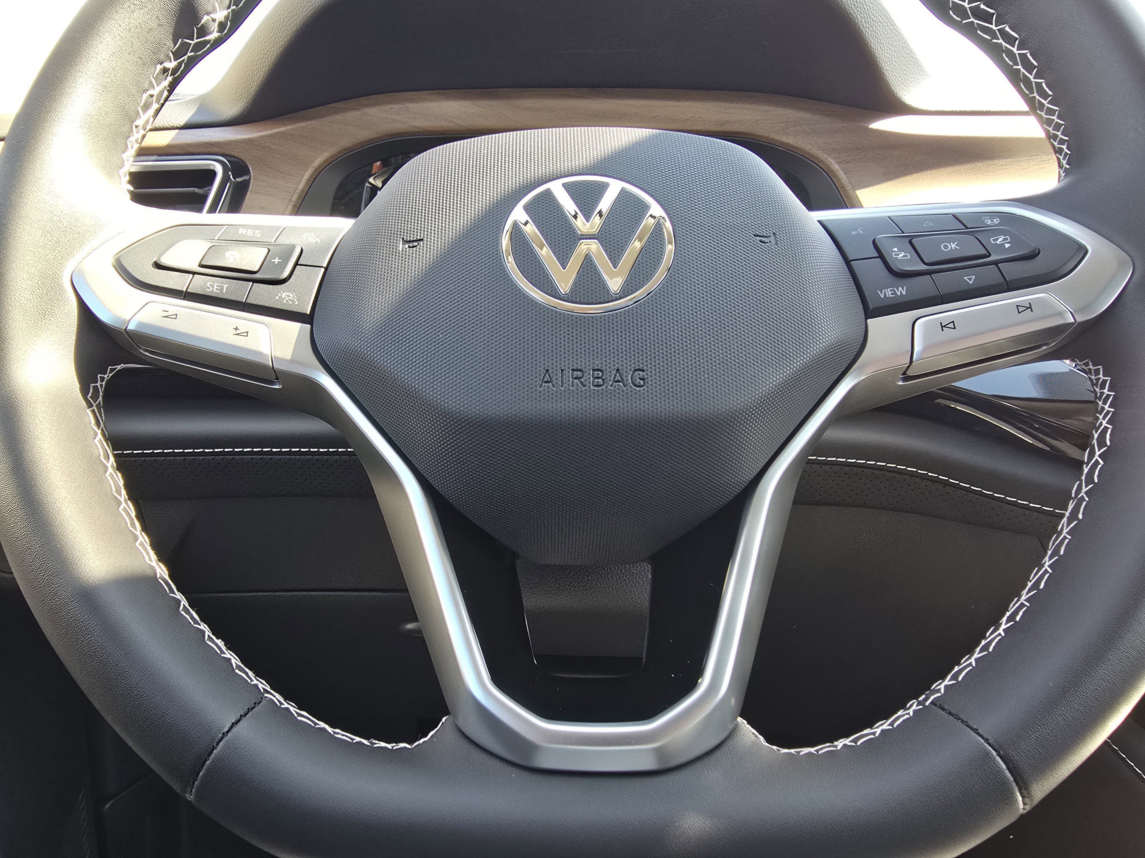 New 2026 Volkswagen Atlas SE image 21