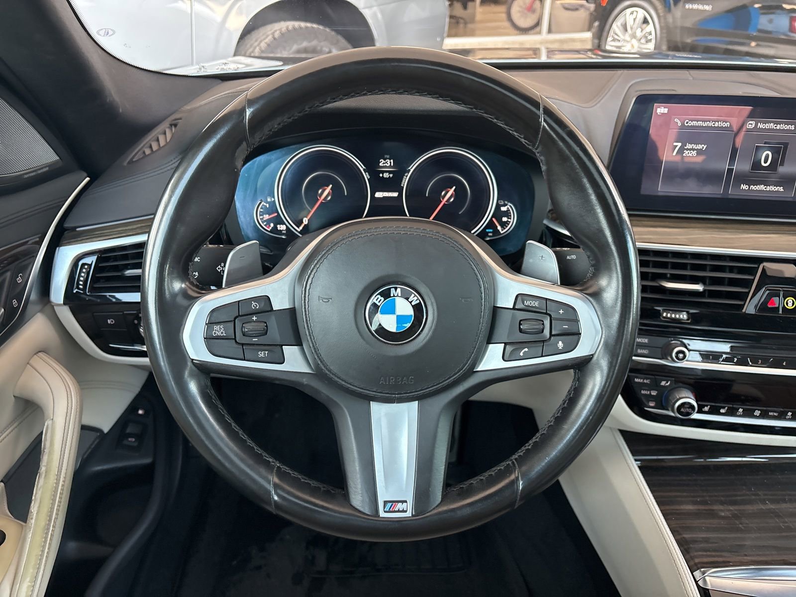 Used 2018 BMW 530e image 40
