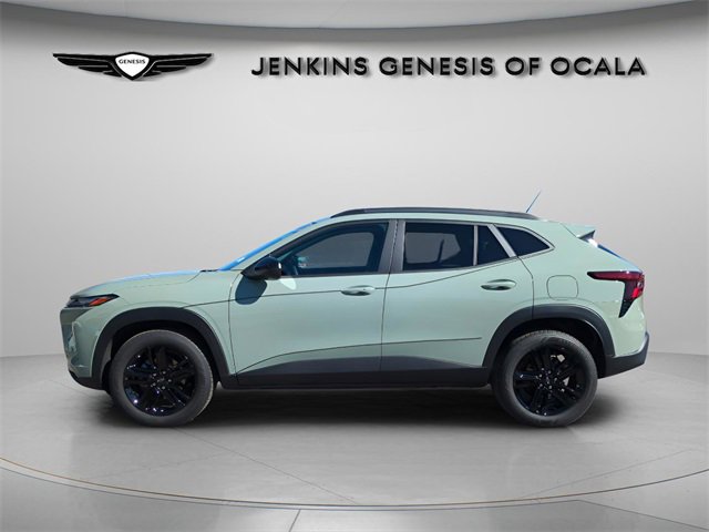 Used 2025 Chevrolet Trax ACTIV w/ Driver Confidence Package image 2