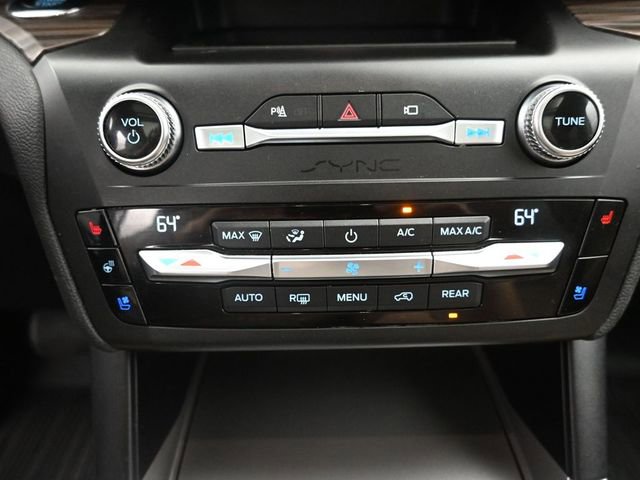 Used 2020 Ford Explorer Limited w/ Class III Trailer Tow Package image 17