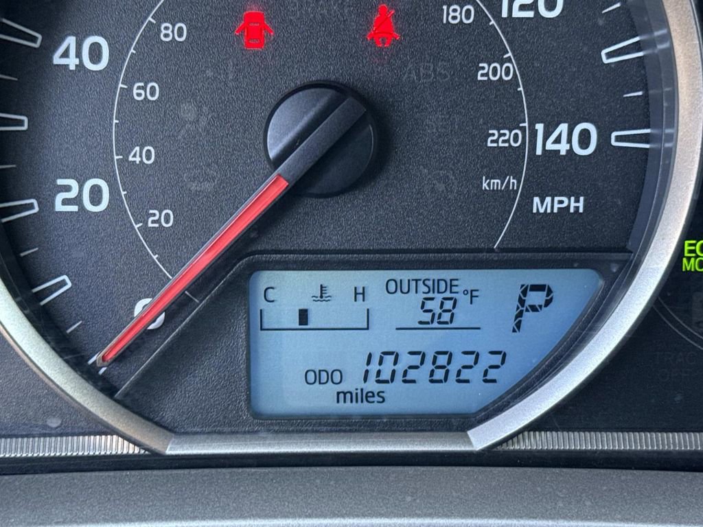 Used 2015 Toyota RAV4 LE image 36