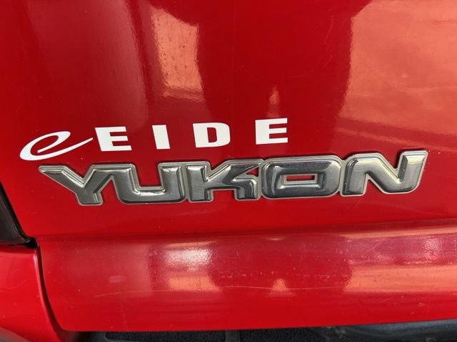 Used 2005 GMC Yukon SLT w/ SLT Preferred Equipment Group AWD/4WD image 34