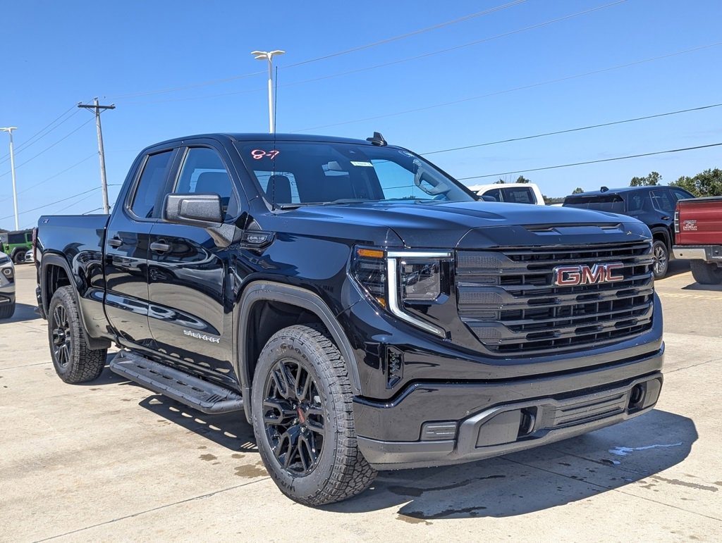 New 2026 GMC Sierra 1500 Pro w/ Graphite Edition AWD/4WD image 5