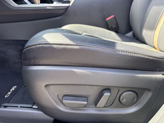 Used 2026 MAZDA CX-90 3.3 Turbo w/ Premium Plus Pkg image 13
